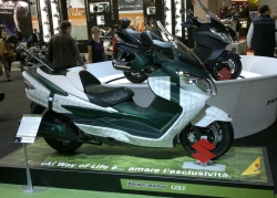AN400 - EICMA - 2011